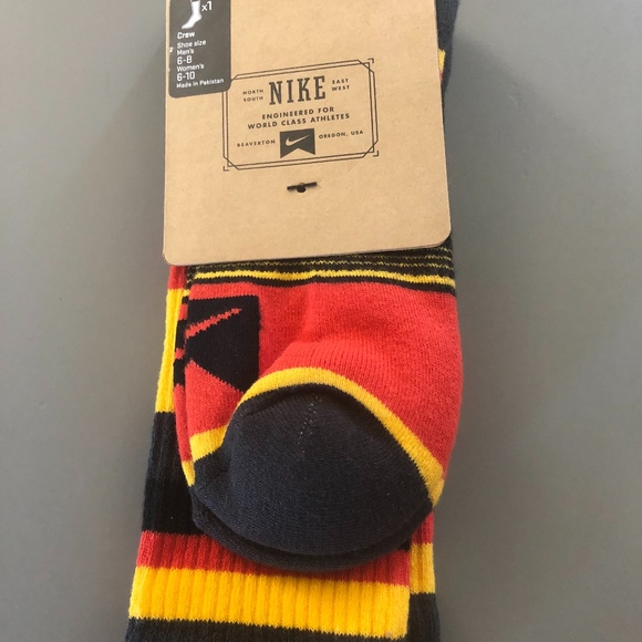 black and yellow nike socks